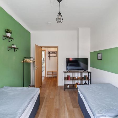 Salihomes/Max Apartment/5Pax/Modern Eingerichtet/Voll Ausgestattet Kueche Markranstädt 外观 照片
